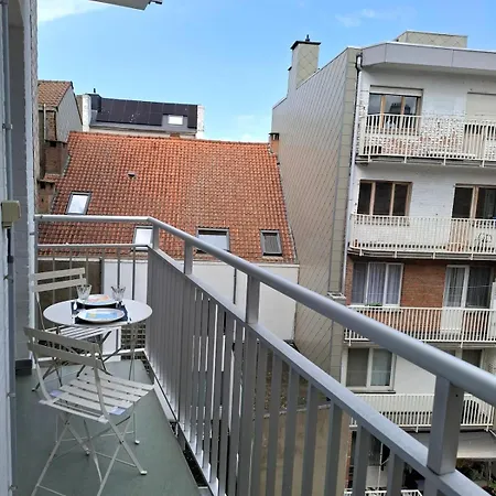 Spacieux & Familial A 400m De La D'ostende 2 Avec Patio By La Conciergerie Διαμέρισμα *